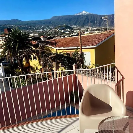 Lujosa Con Piscina Privada 别墅 *